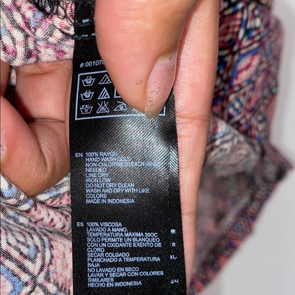 MULTICOLORED GEOMETRIC PATTERNED ROMPER - Picture 5 of 5